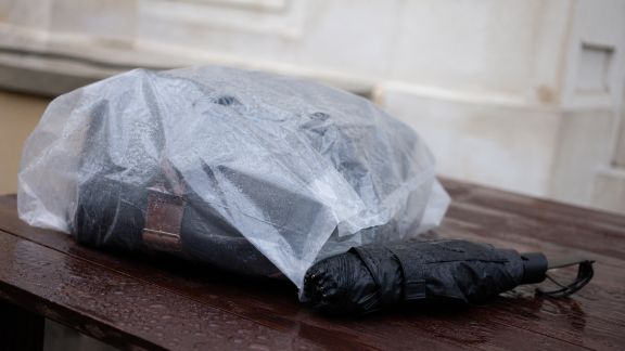 Astuces pour garder ses affaires au sec par tous les temps dehors