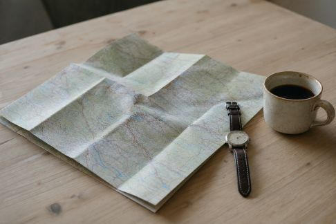 Critères essentiels pour choisir son itinéraire en fonction du temps disponible