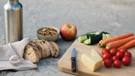 Sélection d’astuces pour cuisiner sans réfrigérateur en voyage
