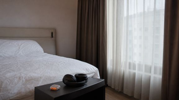 Repenser l’isolation phonique pour un sommeil paisible en voyage