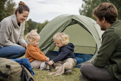 10 astuces pour camper sereinement avec des enfants en bas âge